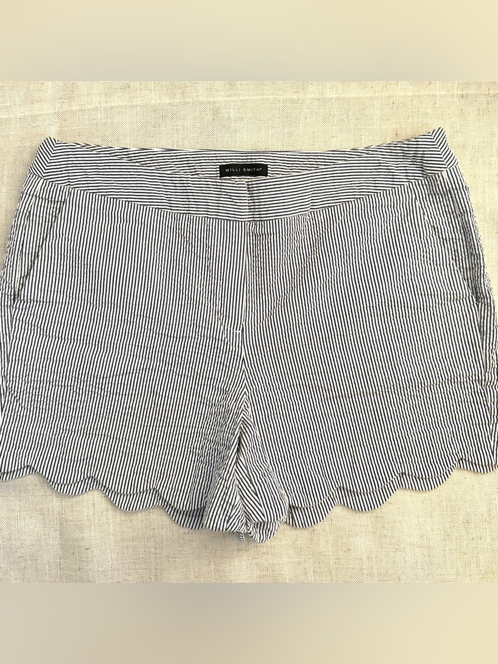 Willi Smith Navy and White Striped Scalloped Hem Shorts Seer Sucker Size 10